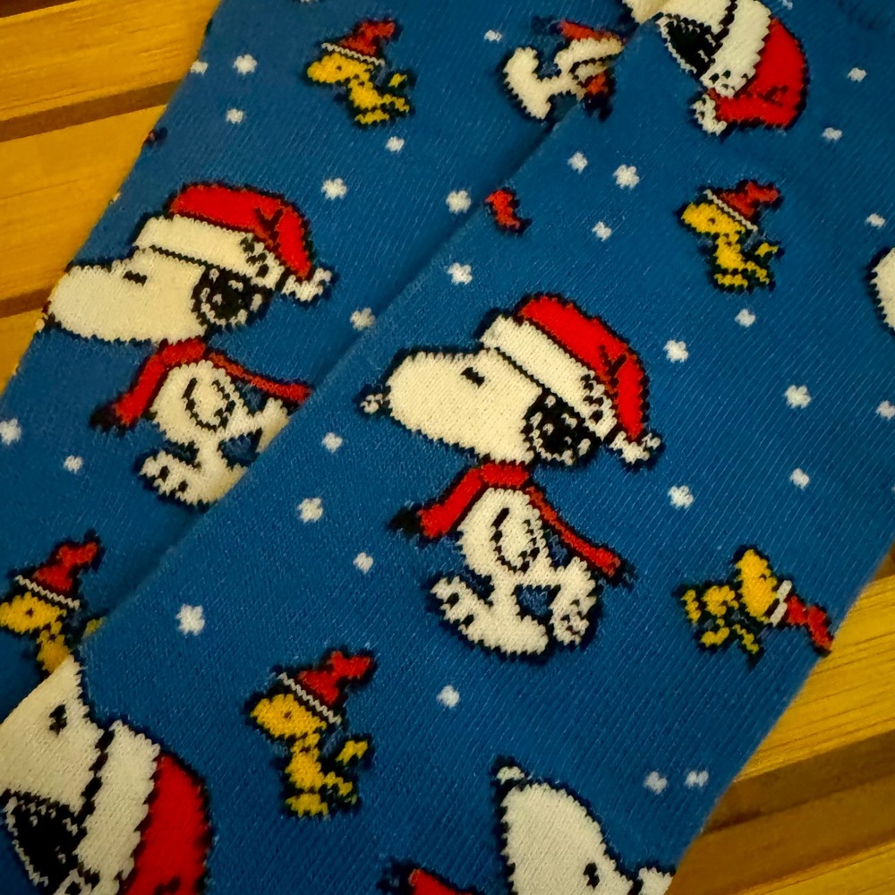 Snoopy Peanuts Holiday Christmas Socks